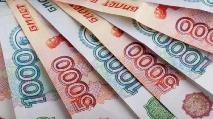 Экс-чиновника из Екатеринбурга обязали вернуть государству 7,4 млн рублей