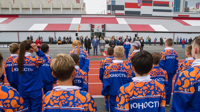 В Екатеринбурге открыли первую легкоатлетическую дорожку для профессионалов