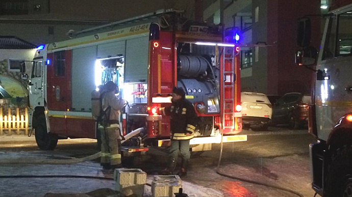 Из-за пожара на Дагестанской в Екатеринбурге эвакуировали 15 человек