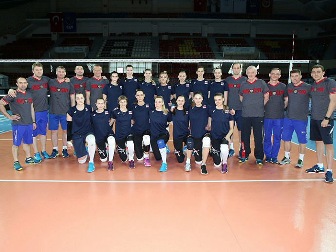 Волейболистки сборной России проведут открытую тренировку в Екатеринбурге