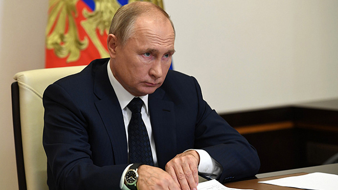 Владимир Путин подписал закон о повышении ставки НДФЛ