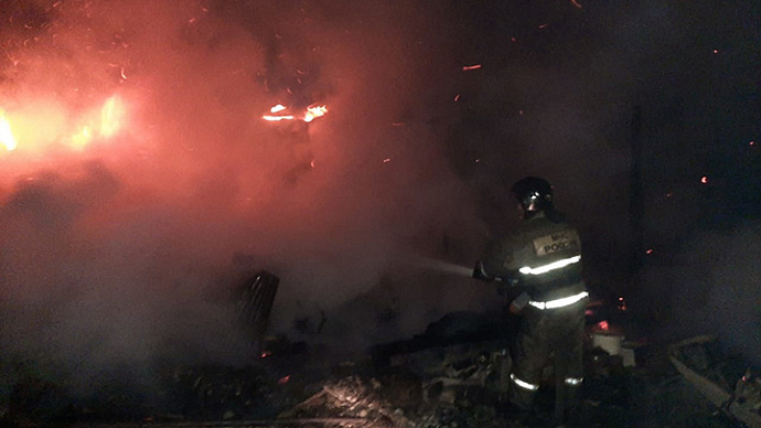 В Невьянске при пожаре погибли отец и сын: проводится расследование