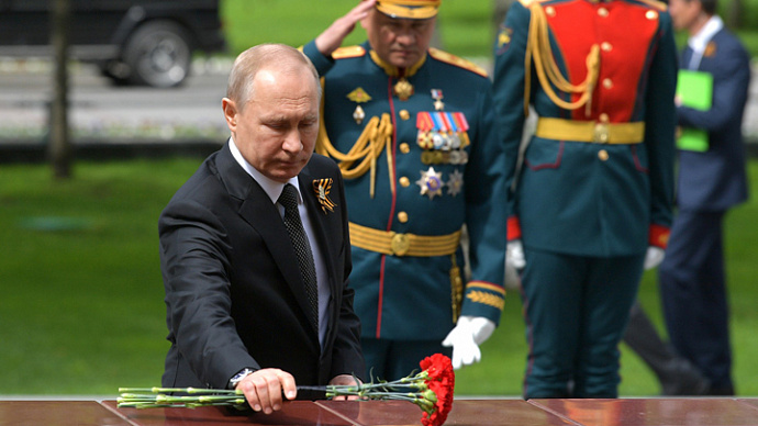 Владимир Путин объявил о проведении в России Года памяти и славы