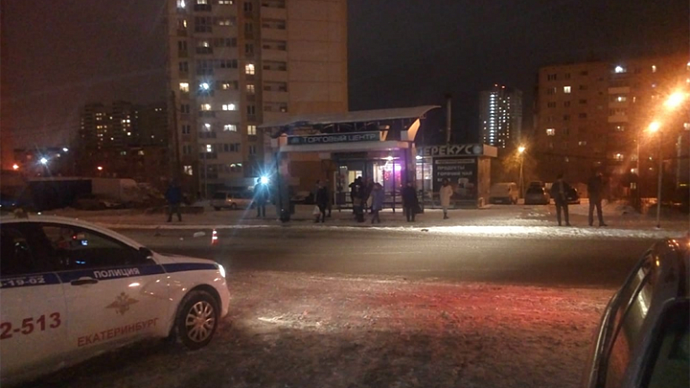 В Екатеринбурге девятилетнего мальчика сбили рядом с пешеходным переходом