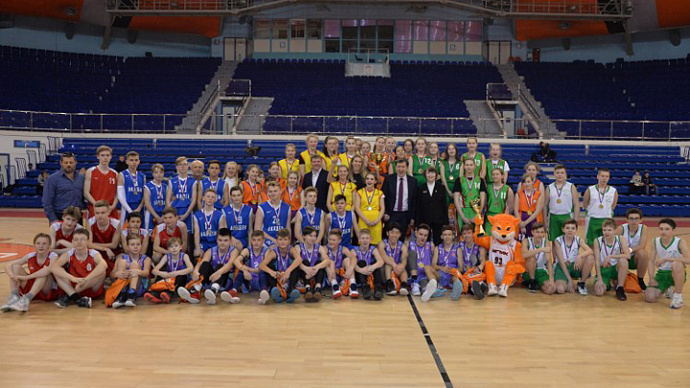 Школьный Кубок УГМК по баскетболу отпраздновал первый юбилей