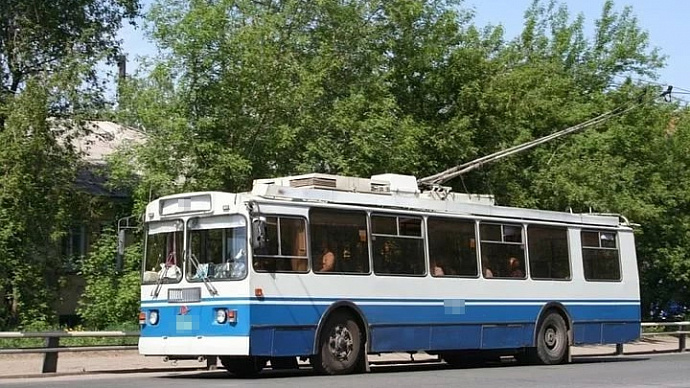 В Екатеринбурге три недели не будет ходить троллейбус № 13
