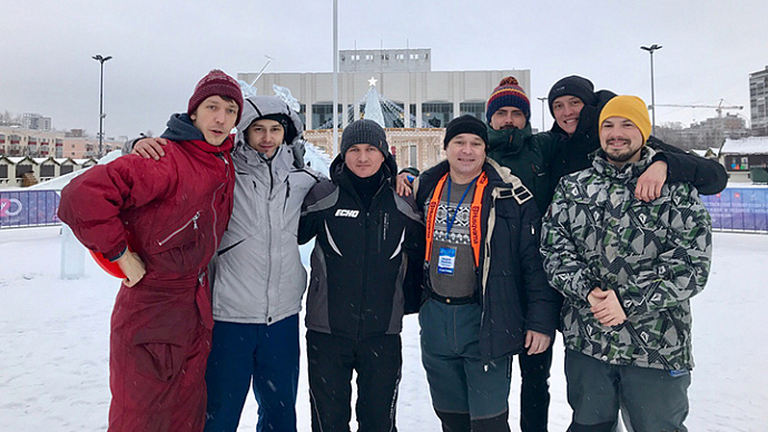 Команда из Екатеринбурга победила на конкурсе ледовых скульптур в Перми