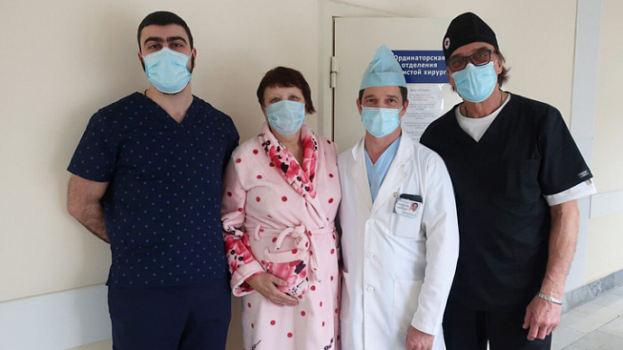 Уральские врачи спасли пациентку при помощи техники «дымохода»