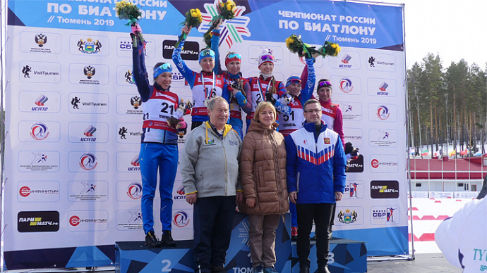 Свердловские биатлонистки взяли золото и бронзу в гонке на чемпионате России