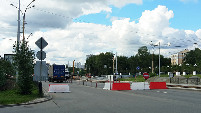 Перекрёсток Гражданской и Челюскинцев в Екатеринбурге откроют 15 июля