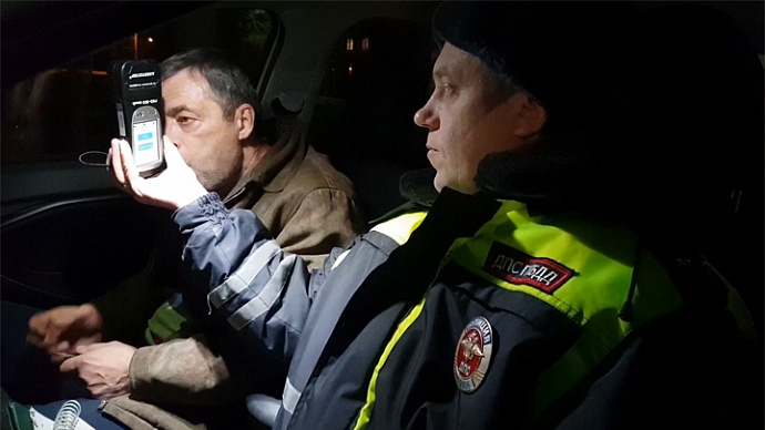 За три дня выходных на свердловских дорогах поймали 249 пьяных водителей
