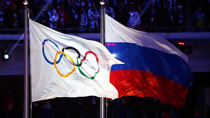 МОК не разрешил россиянам пройти под своим флагом на закрытии Олимпиады