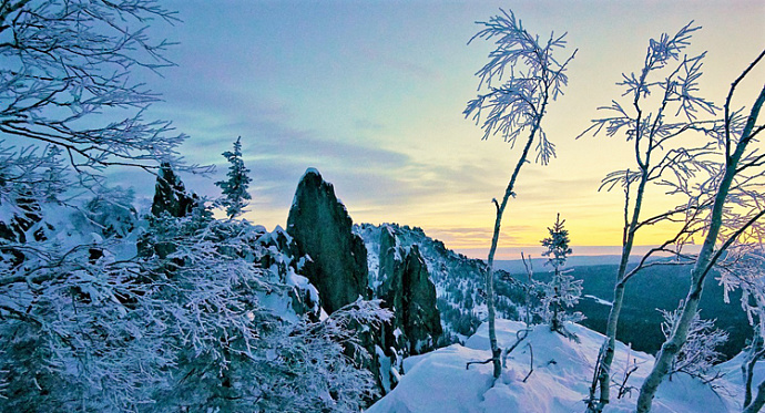 Умеренный мороз и немного снега: погода в Свердловской области 13-15 декабря