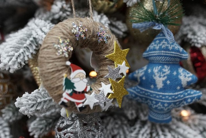 Бум импорта праздничной атрибутики: Урал в четыре раза увеличил закупки новогодних игрушек