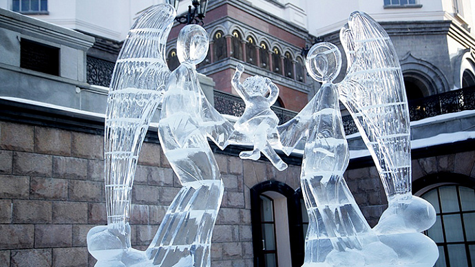 Фестиваль ледовой скульптуры «Вифлеемская звезда» стартовал в Екатеринбурге