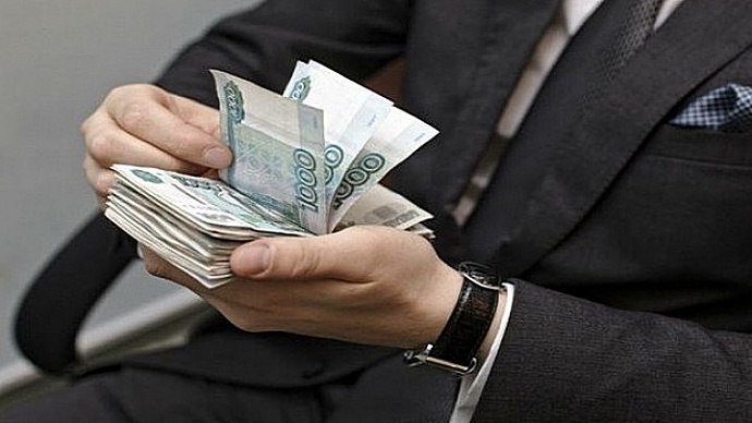Средняя зарплата по Свердловской области выросла до 41,2 тысяч рублей