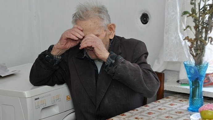 85-летний пенсионер из Полевского отдал мошенникам более 2 млн рублей